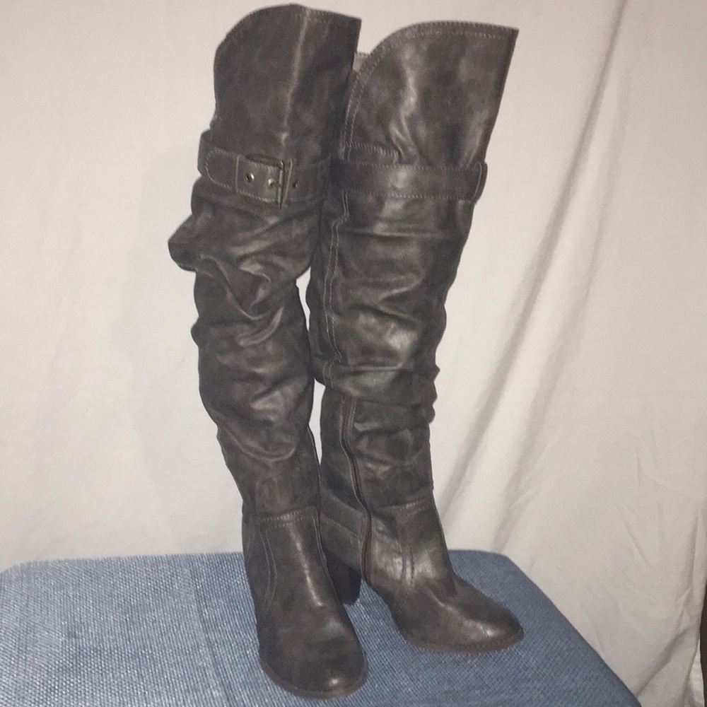 Grey over the knee boot!!